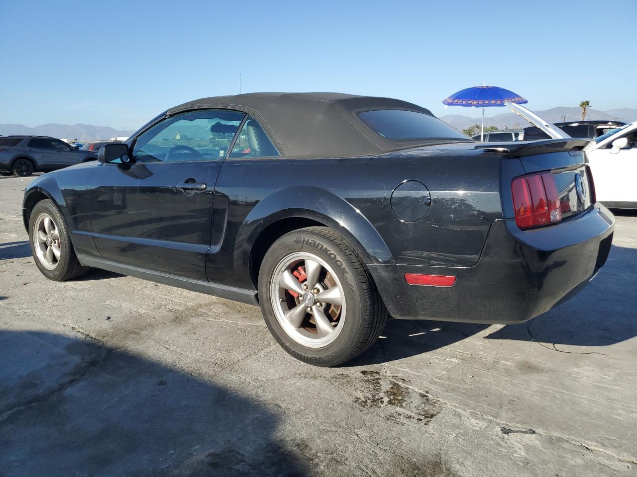 2008 Ford Mustang - Image 2