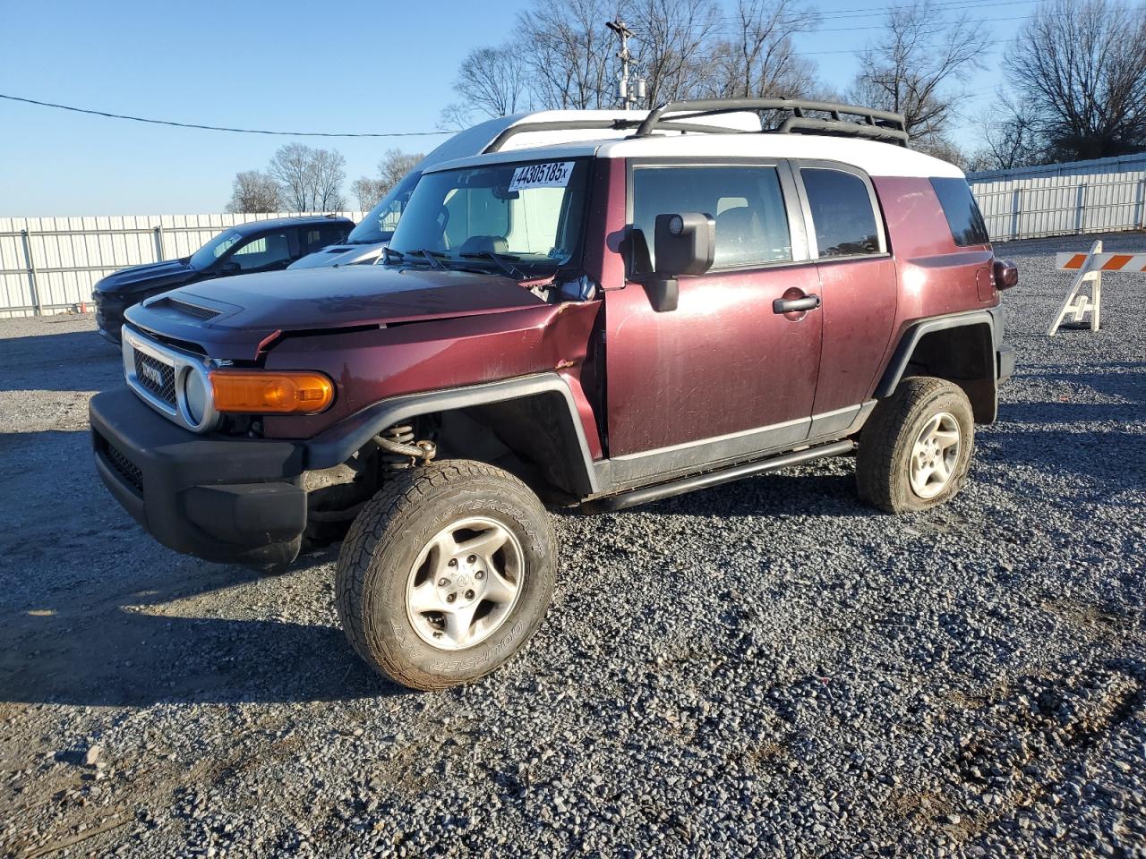 2007 Toyota FJ Cruiser - Image 1