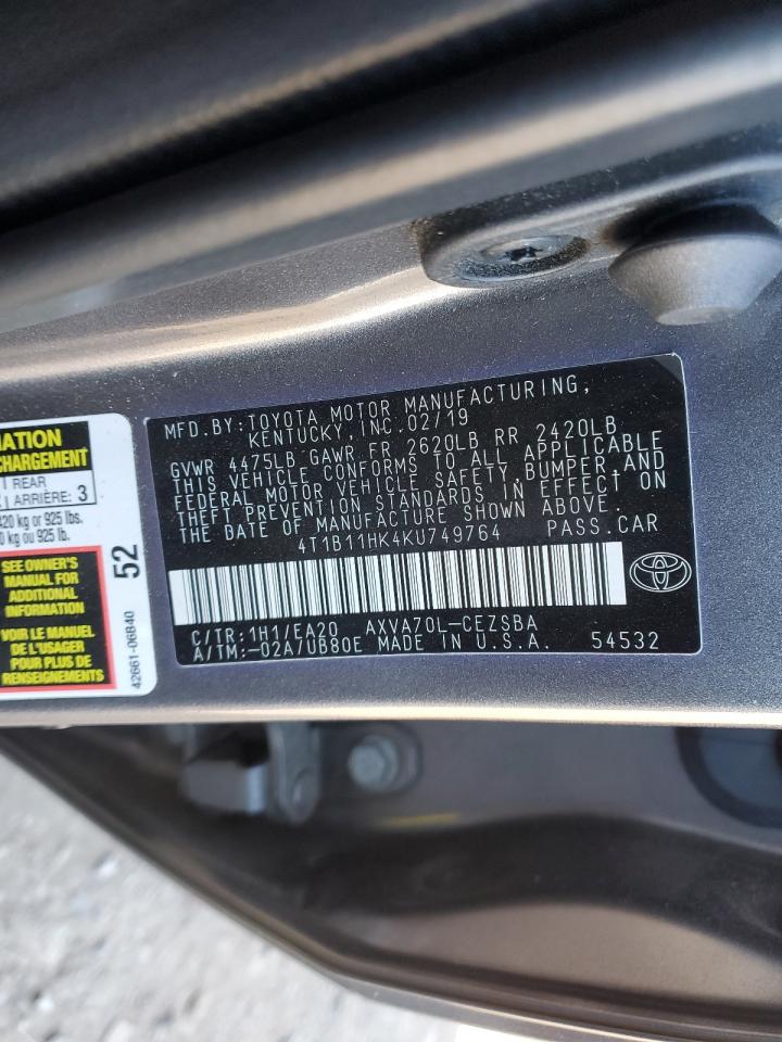 2019 Toyota Camry - Image 12