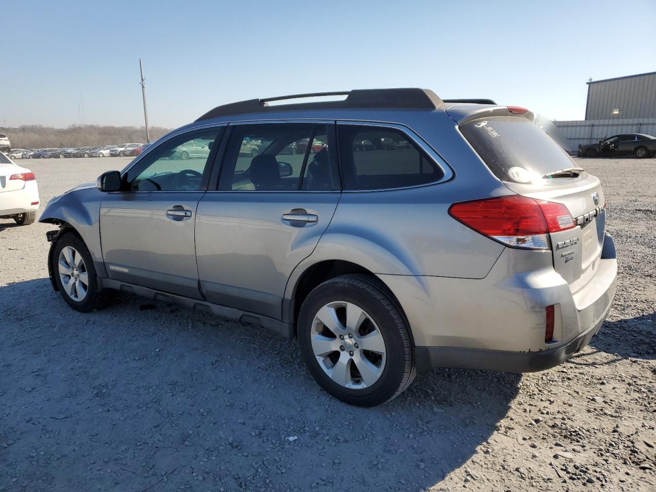 2010 Subaru Outback - Image 2