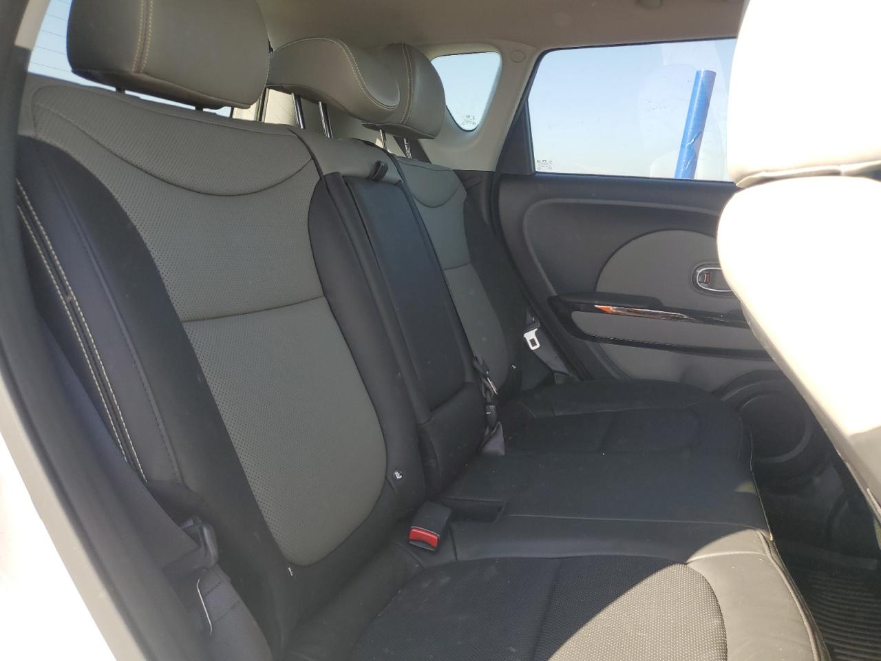 2016 Kia Soul - Image 10