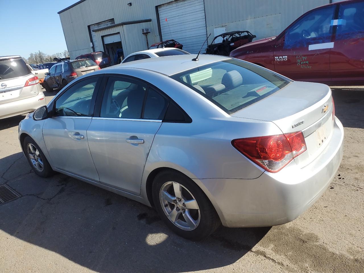 2011 Chevrolet Cruze - Image 2
