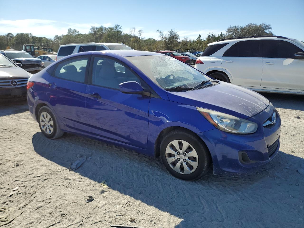 2013 Hyundai Accent - Image 4