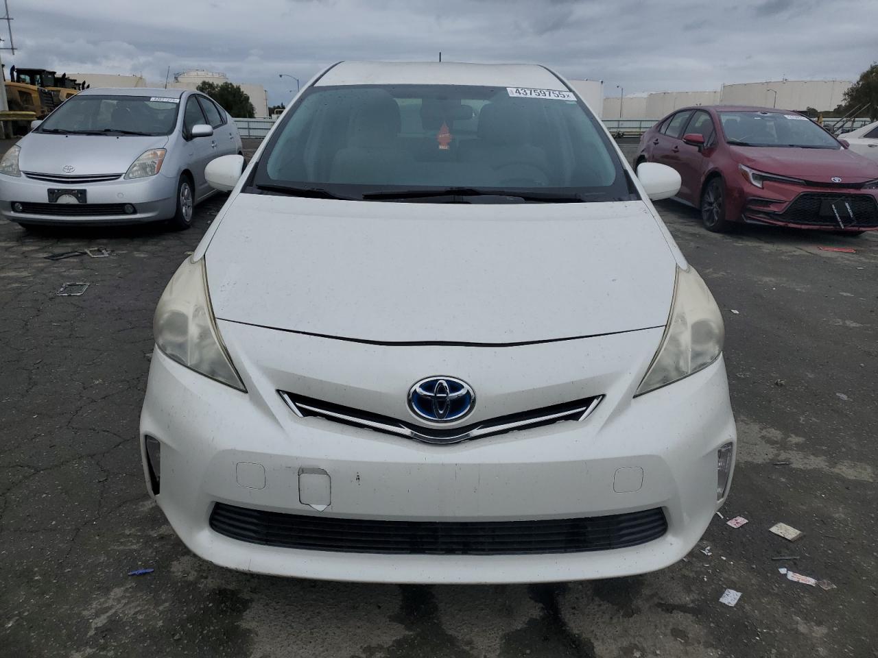 2013 Toyota Prius - Image 5
