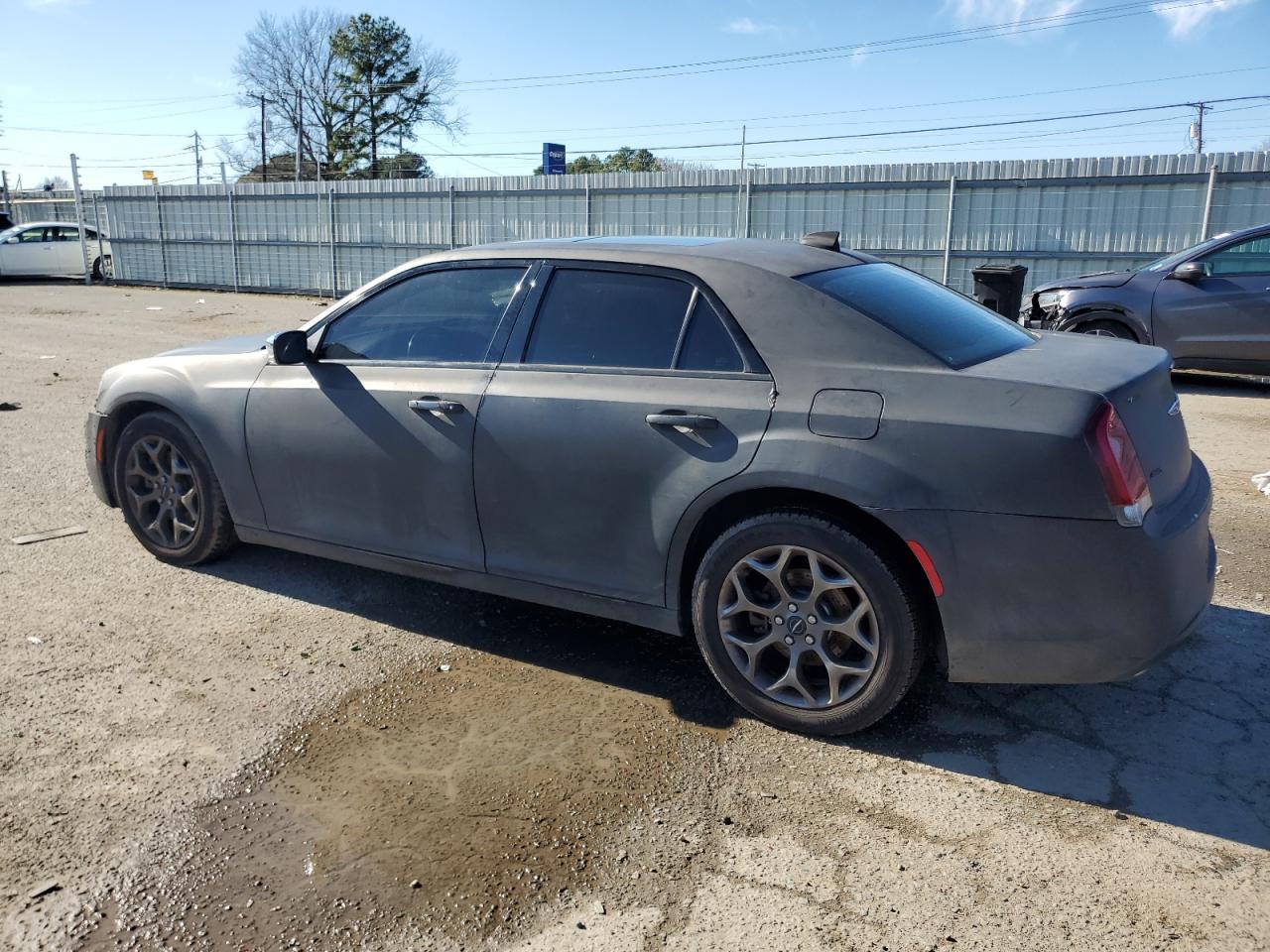 2015 Chrysler 300 - Image 2