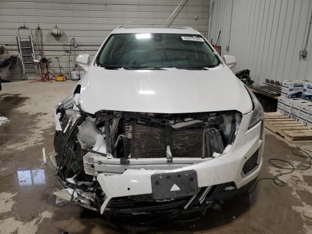  CADILLAC XT5 2019 White