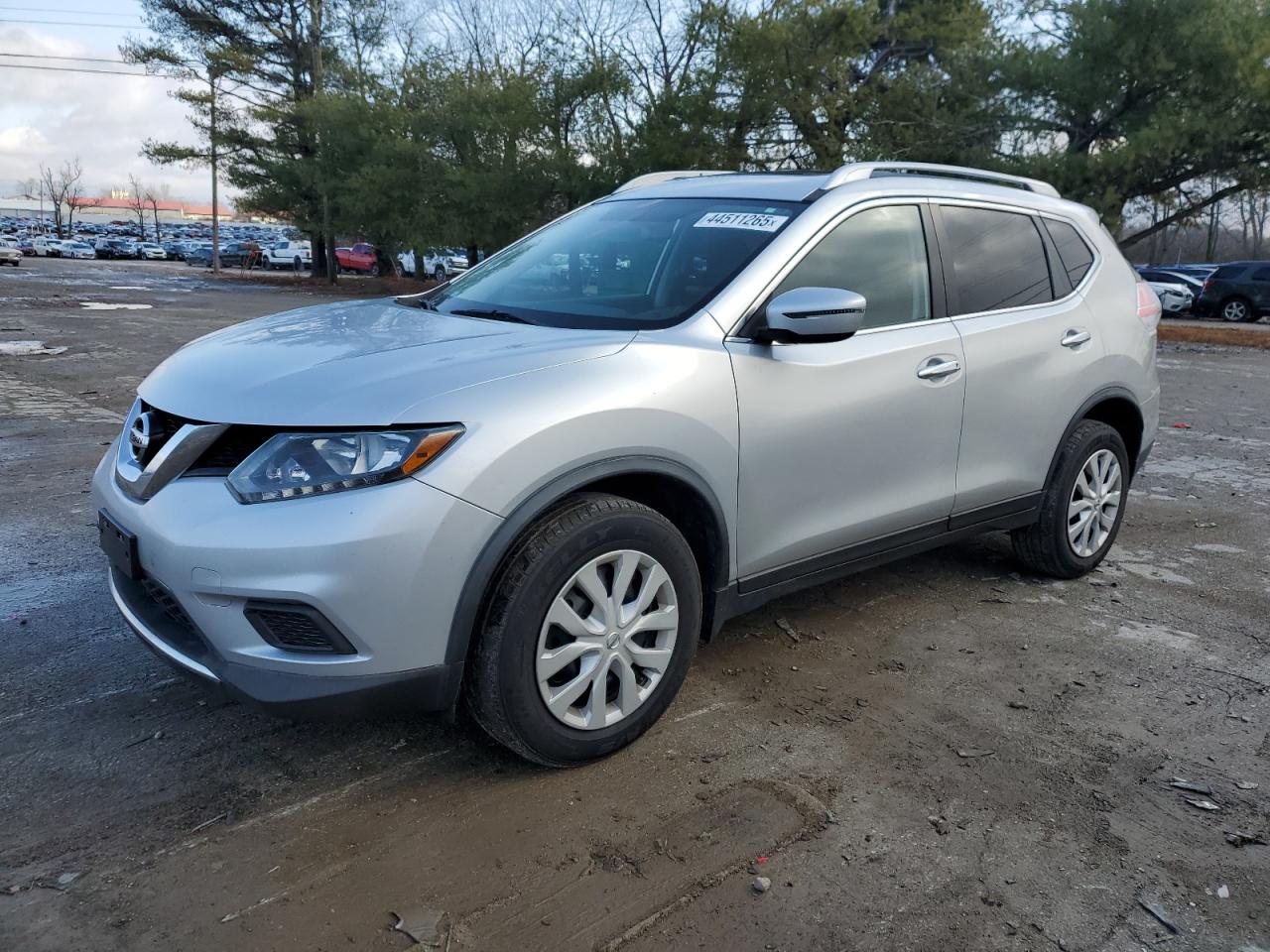 2016 Nissan Rogue - Image 1