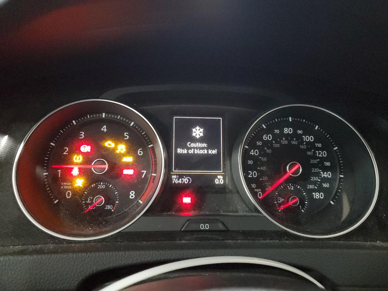 2015 Volkswagen GTI - Image 9