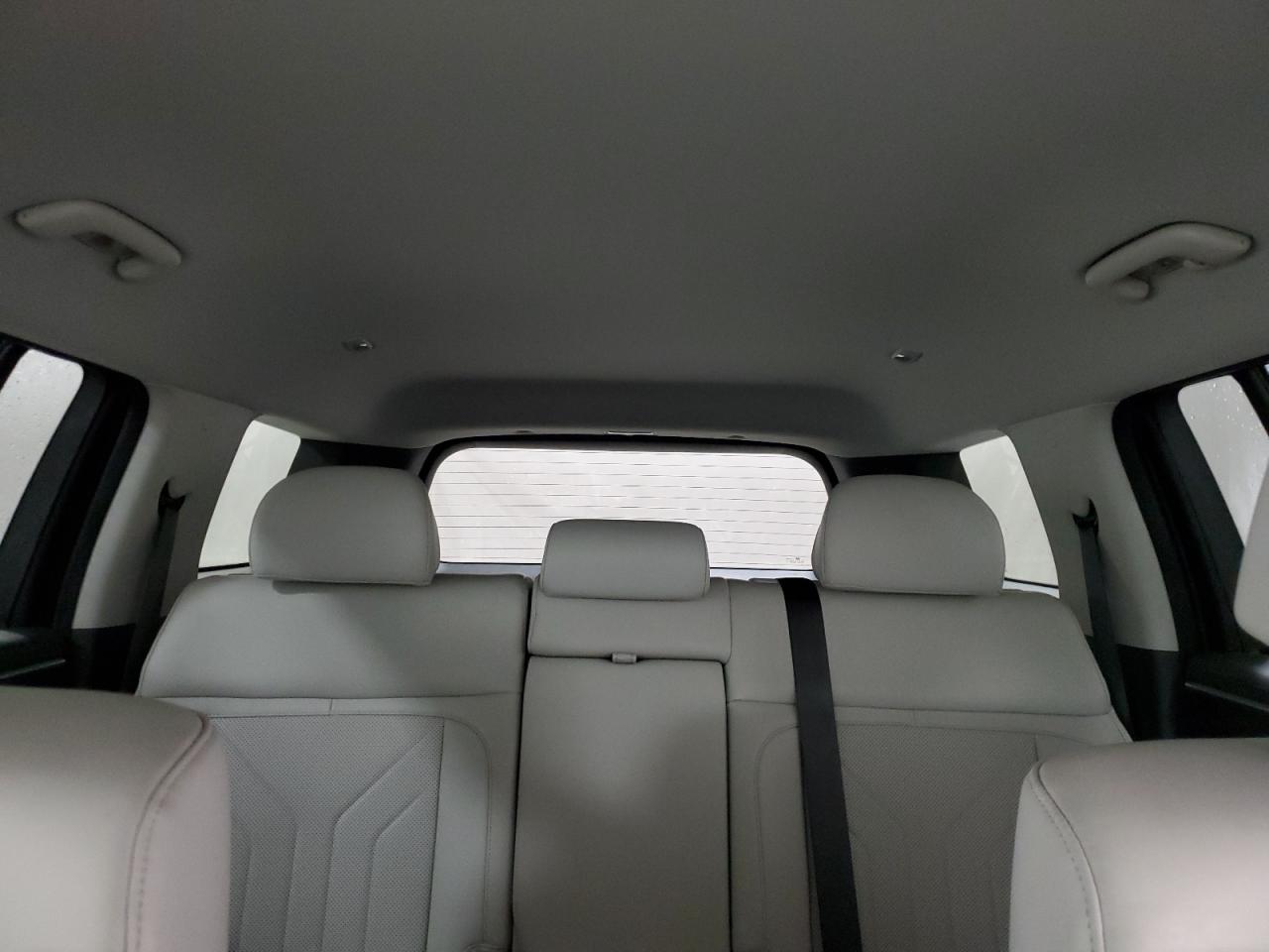 2024 Hyundai Santa Fe - Image 10