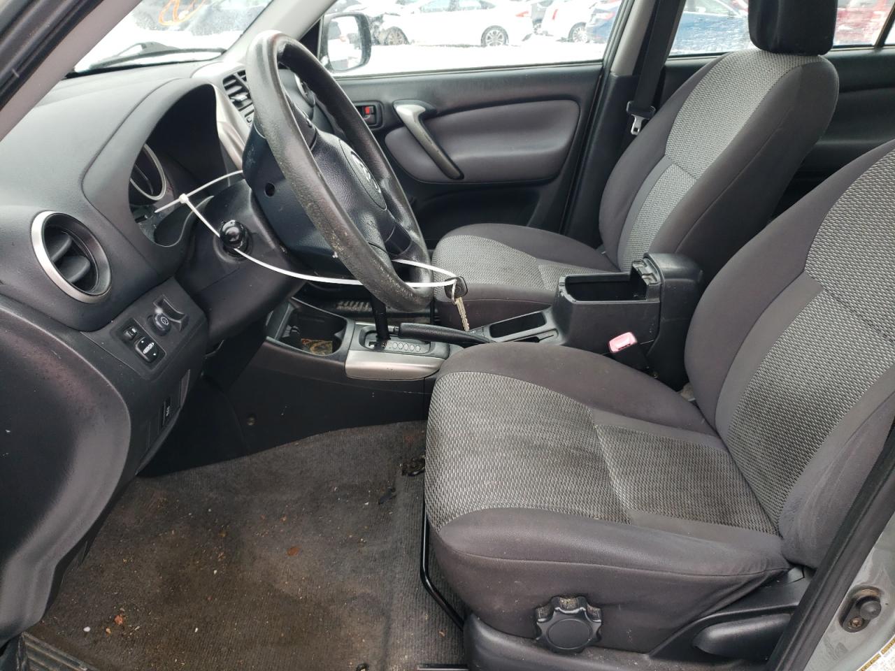 2004 Toyota RAV 4 - Image 7