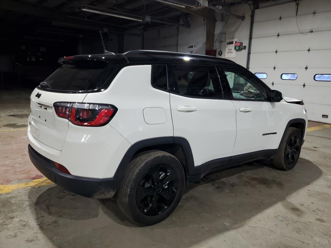 2020 Jeep Compass - Image 3