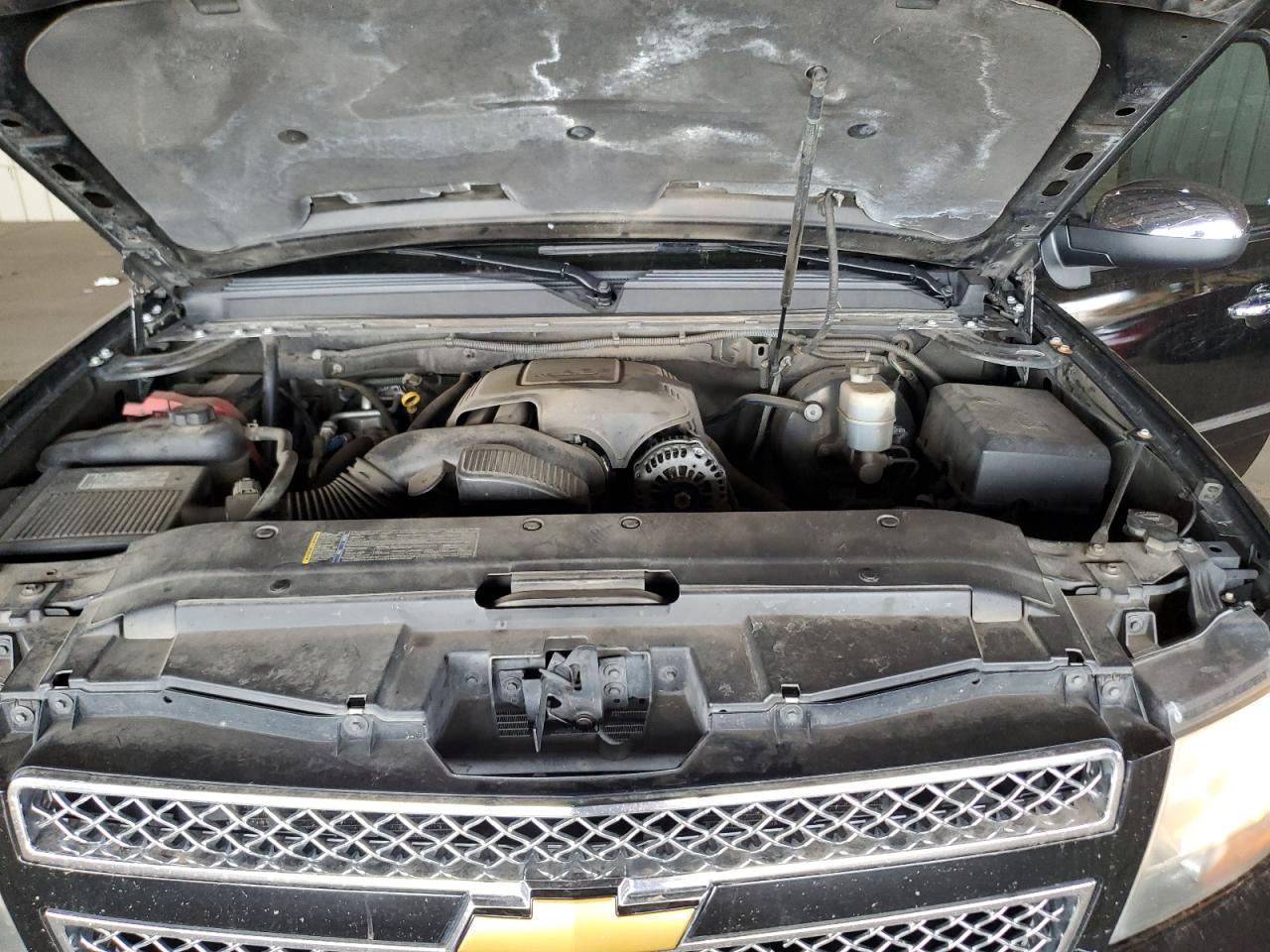2009 Chevrolet Avalanche - Image 11