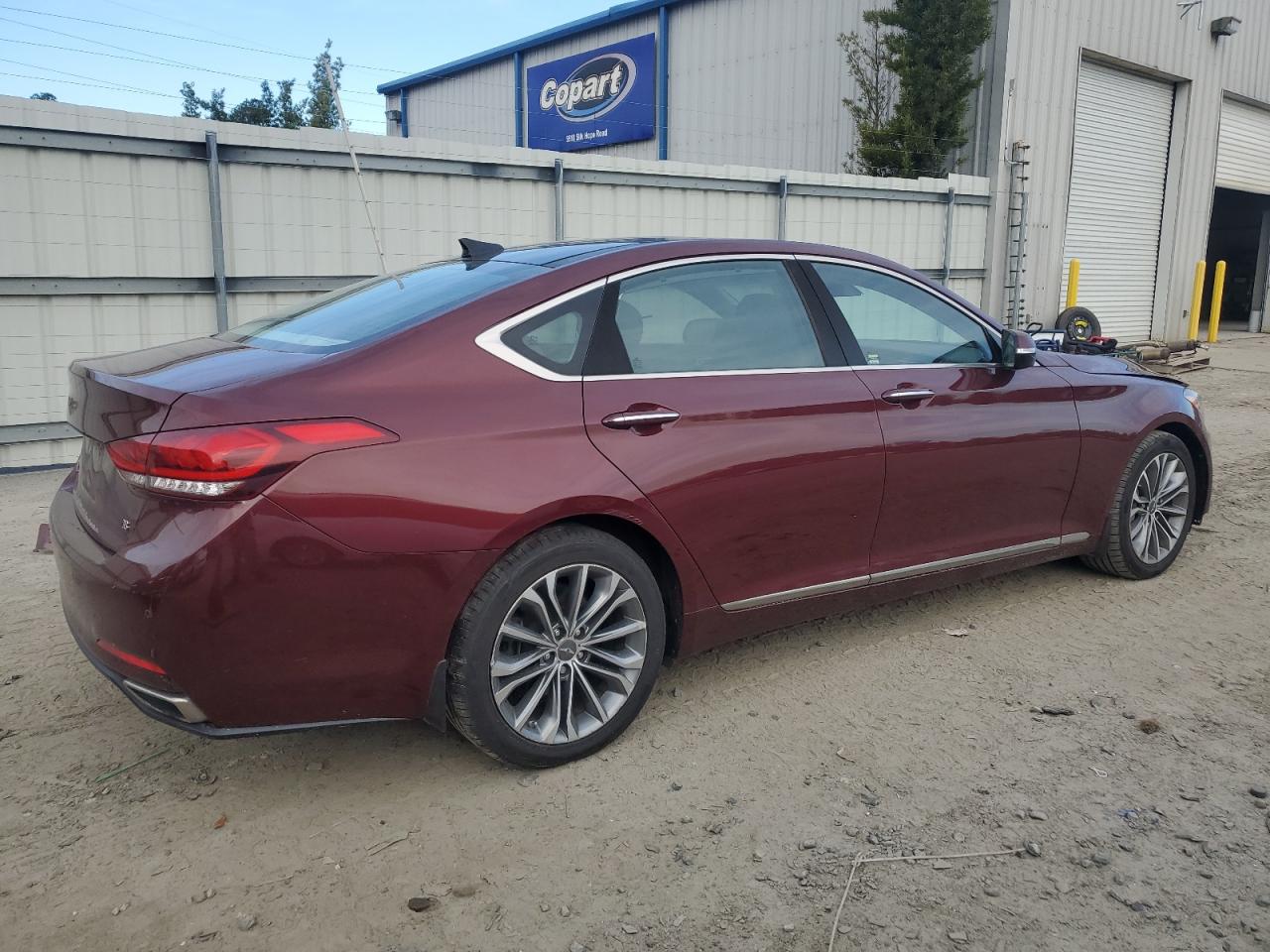 2016 Hyundai Genesis - Image 3