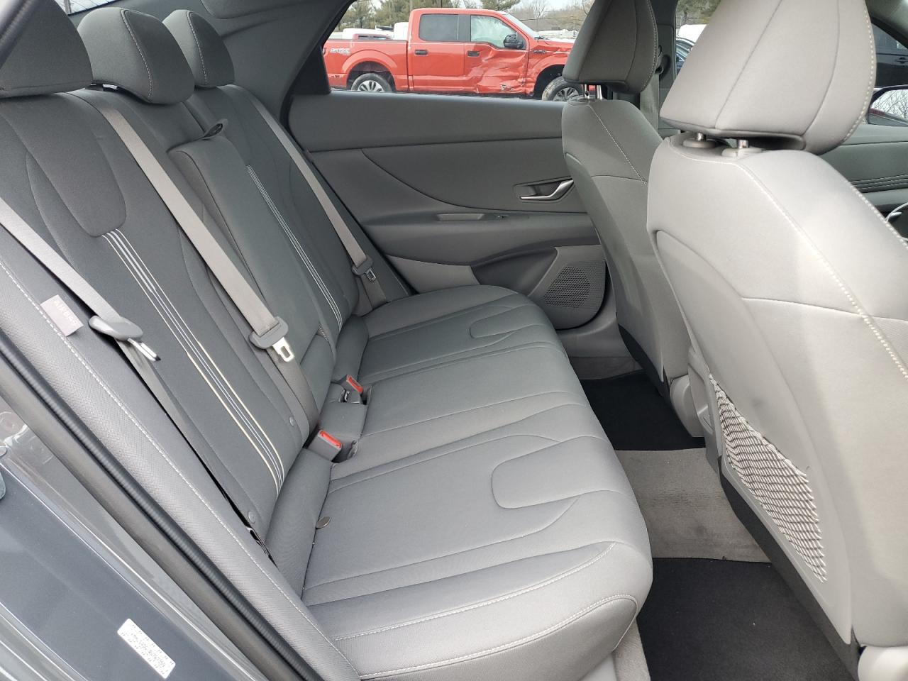 2024 Hyundai Elantra - Image 10