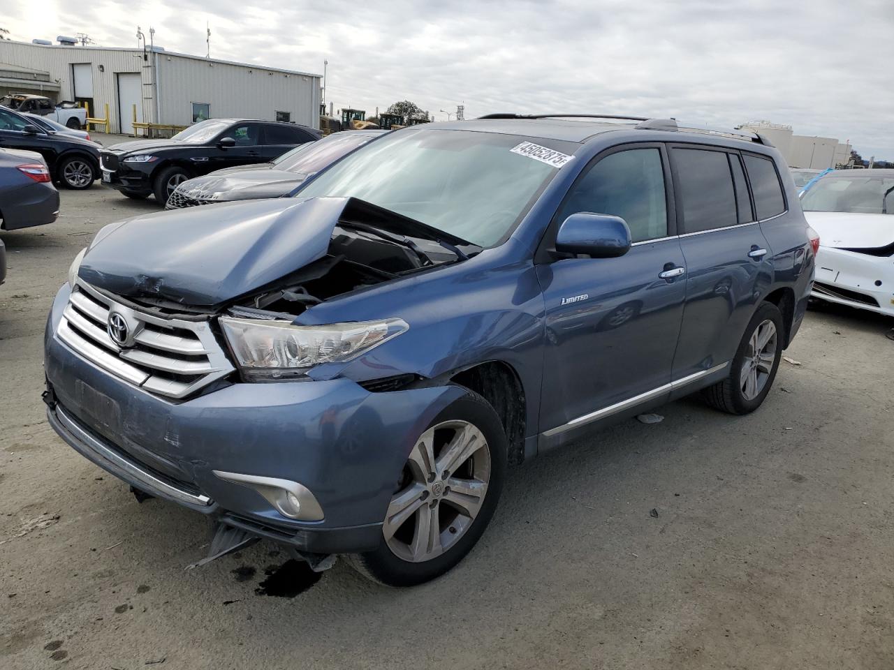 2012 Toyota Highlander - Image 1