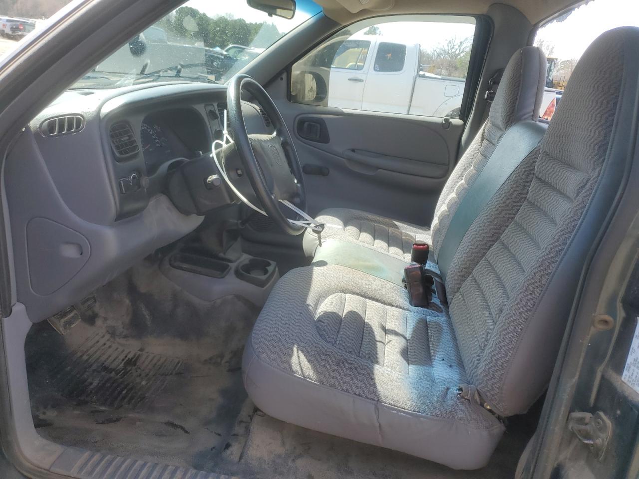 1997 Dodge Dakota VIN: 1B7FL26X0VS273985 Lot: 46641245