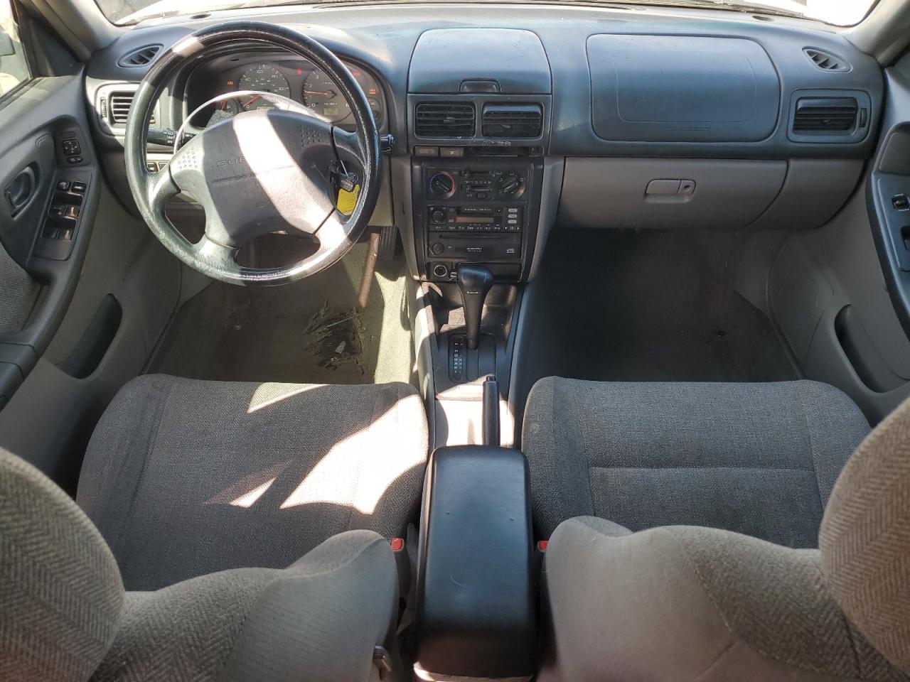 2001 Subaru Forester - Image 8