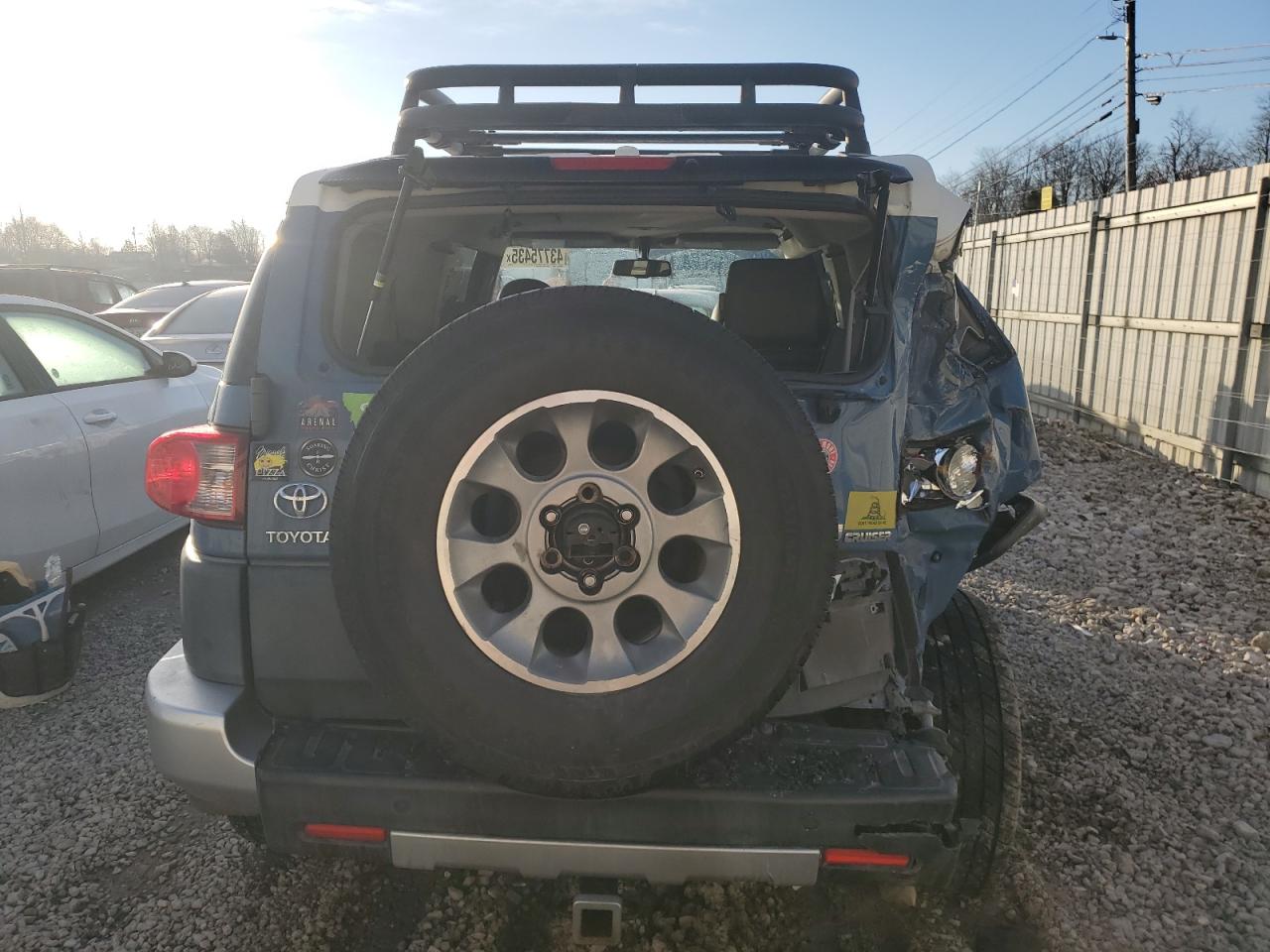 2011 Toyota FJ Cruiser - Image 6
