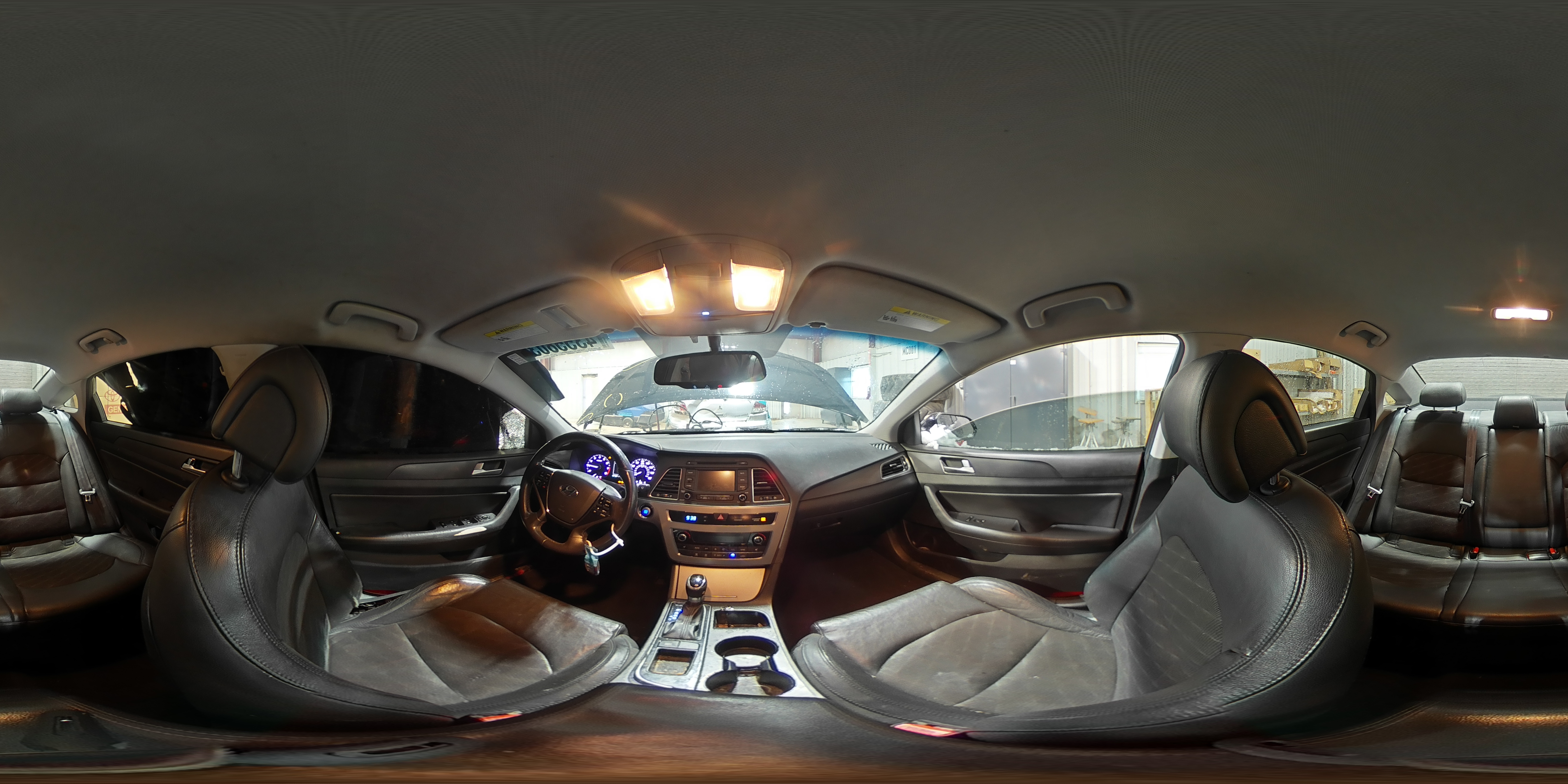 2015 Hyundai Sonata - Image 13