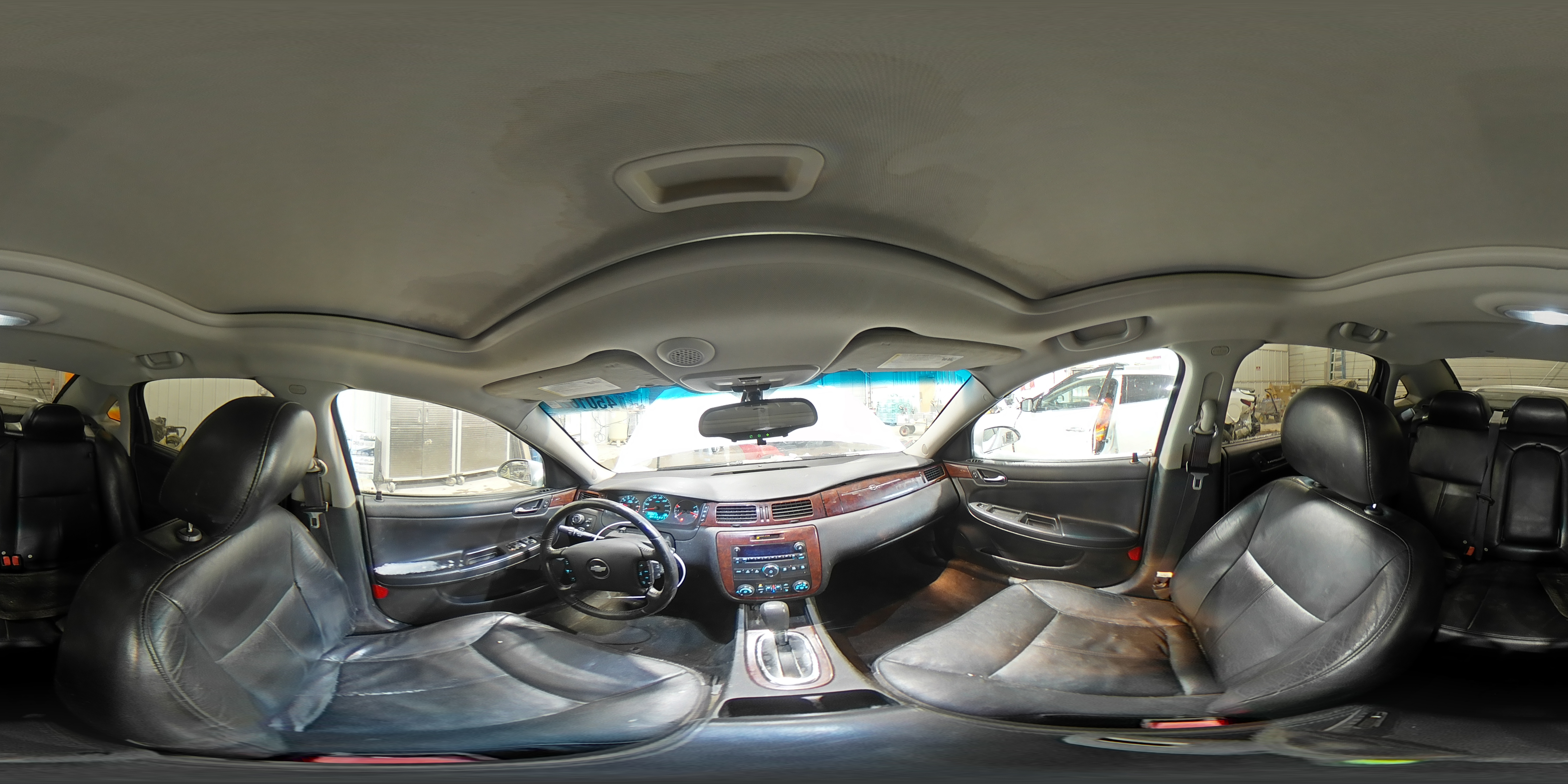 2009 Chevrolet Impala - Image 13