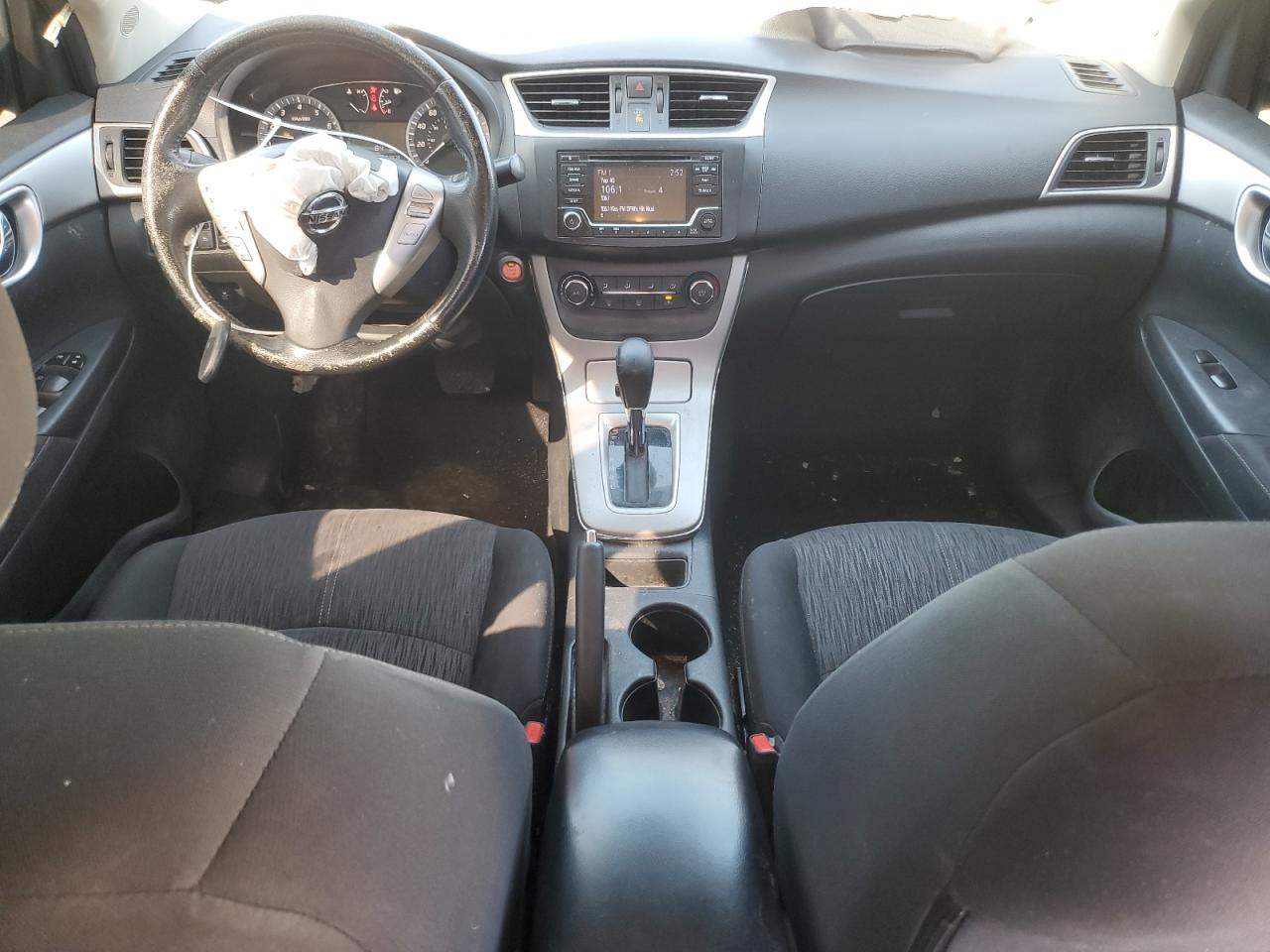 2015 Nissan Sentra - Image 8