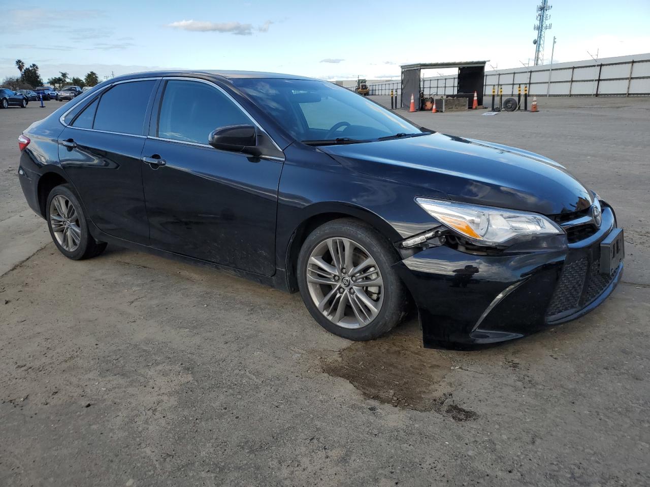 2015 Toyota Camry - Image 4