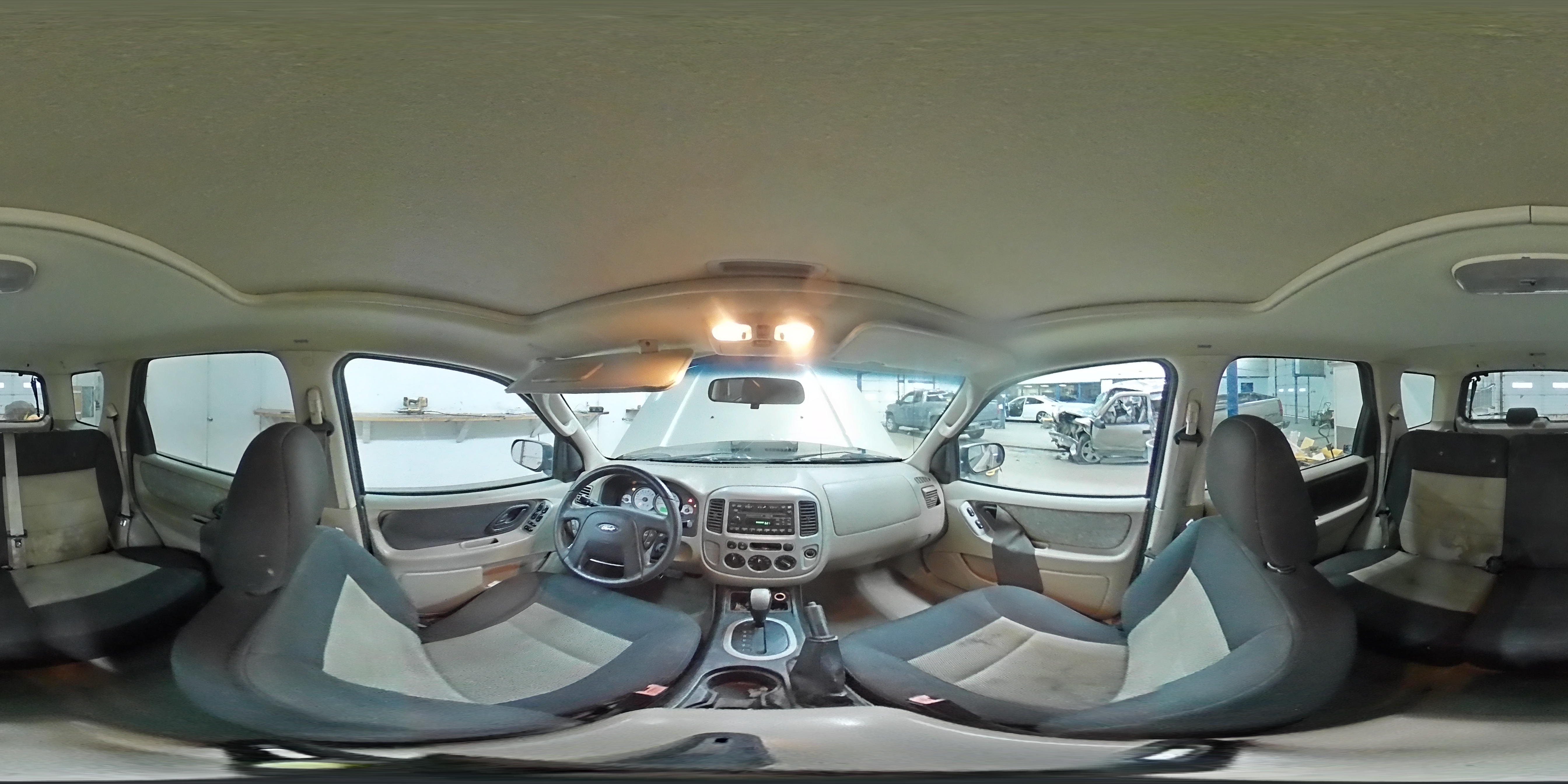2007 Ford Escape - Image 14