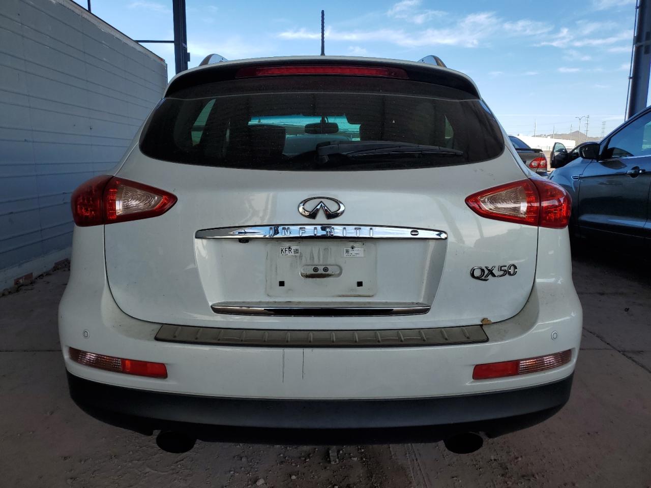 2014 Infiniti QX50 - Image 6
