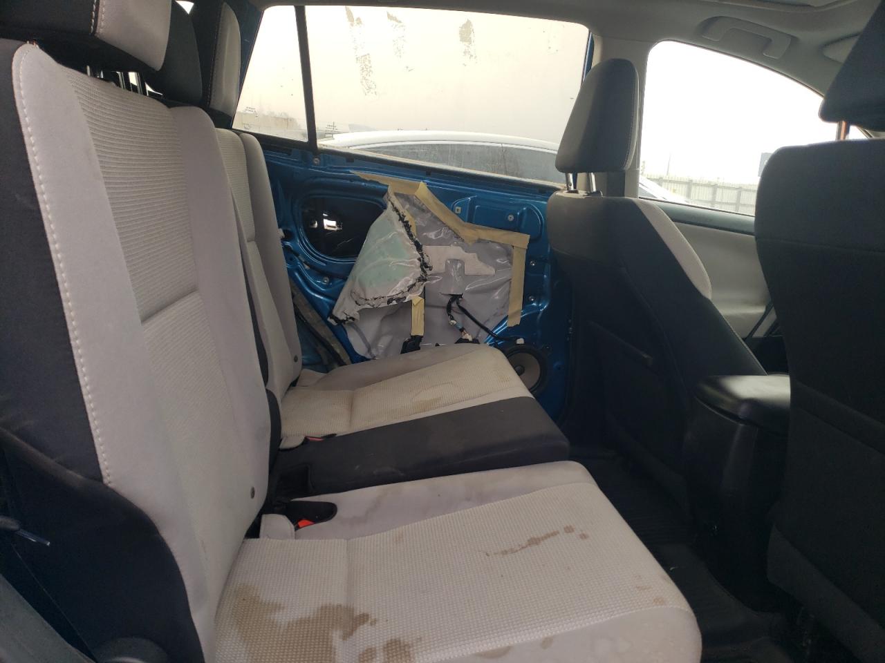 2016 Toyota RAV 4 - Image 11