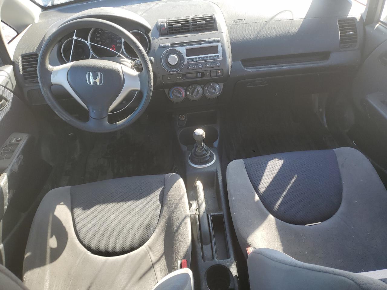 2008 Honda Fit - Image 8