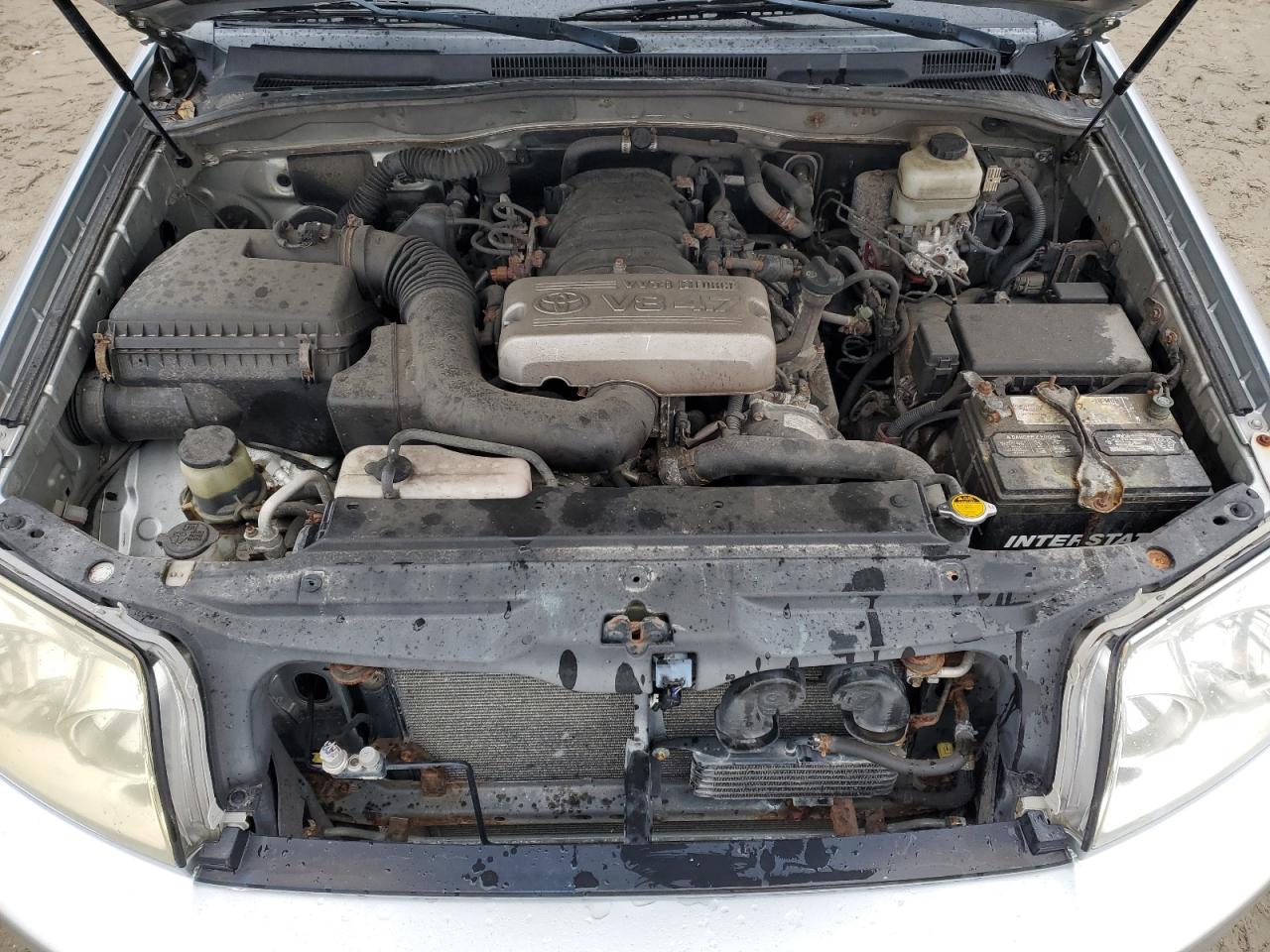 2005 Toyota 4Runner - Image 12