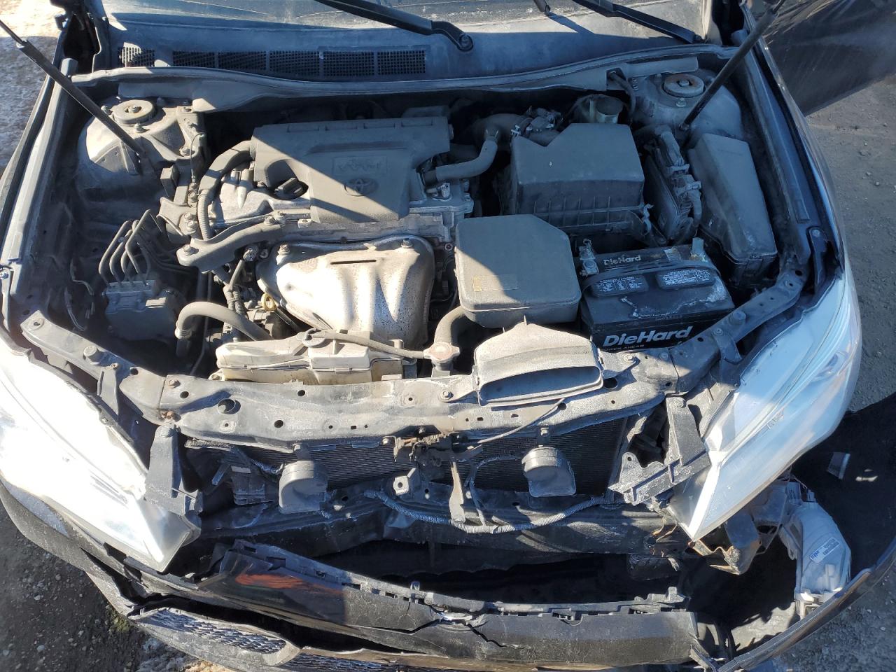 2016 Toyota Camry - Image 11