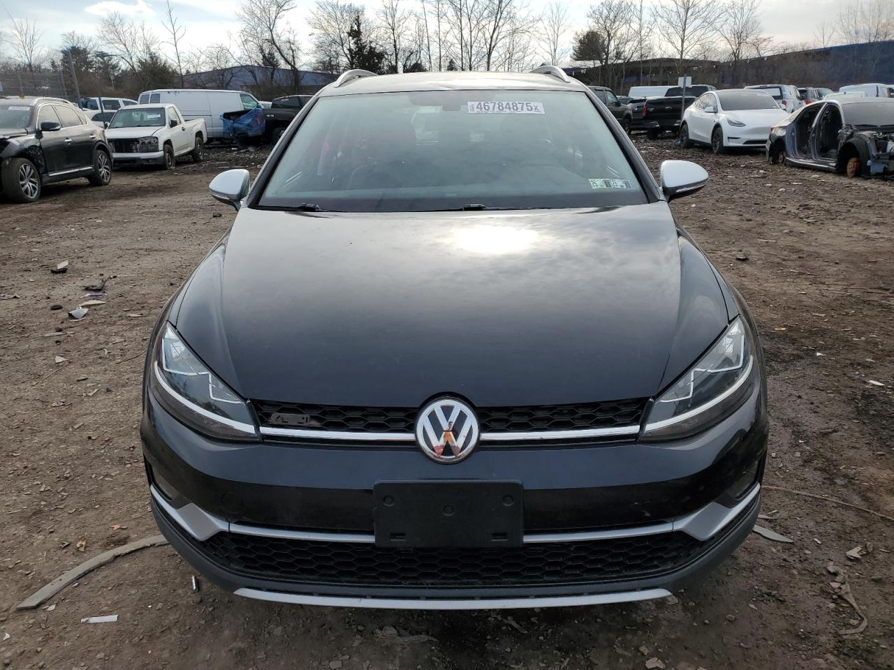 2019 Volkswagen Golf - Image 5