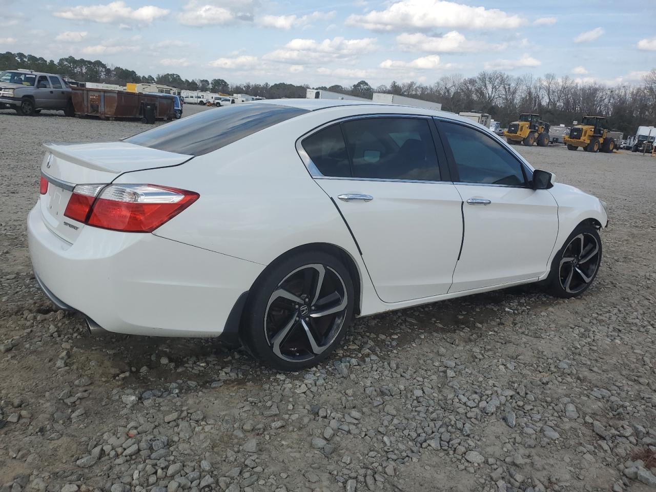 2015 Honda Accord - Image 3