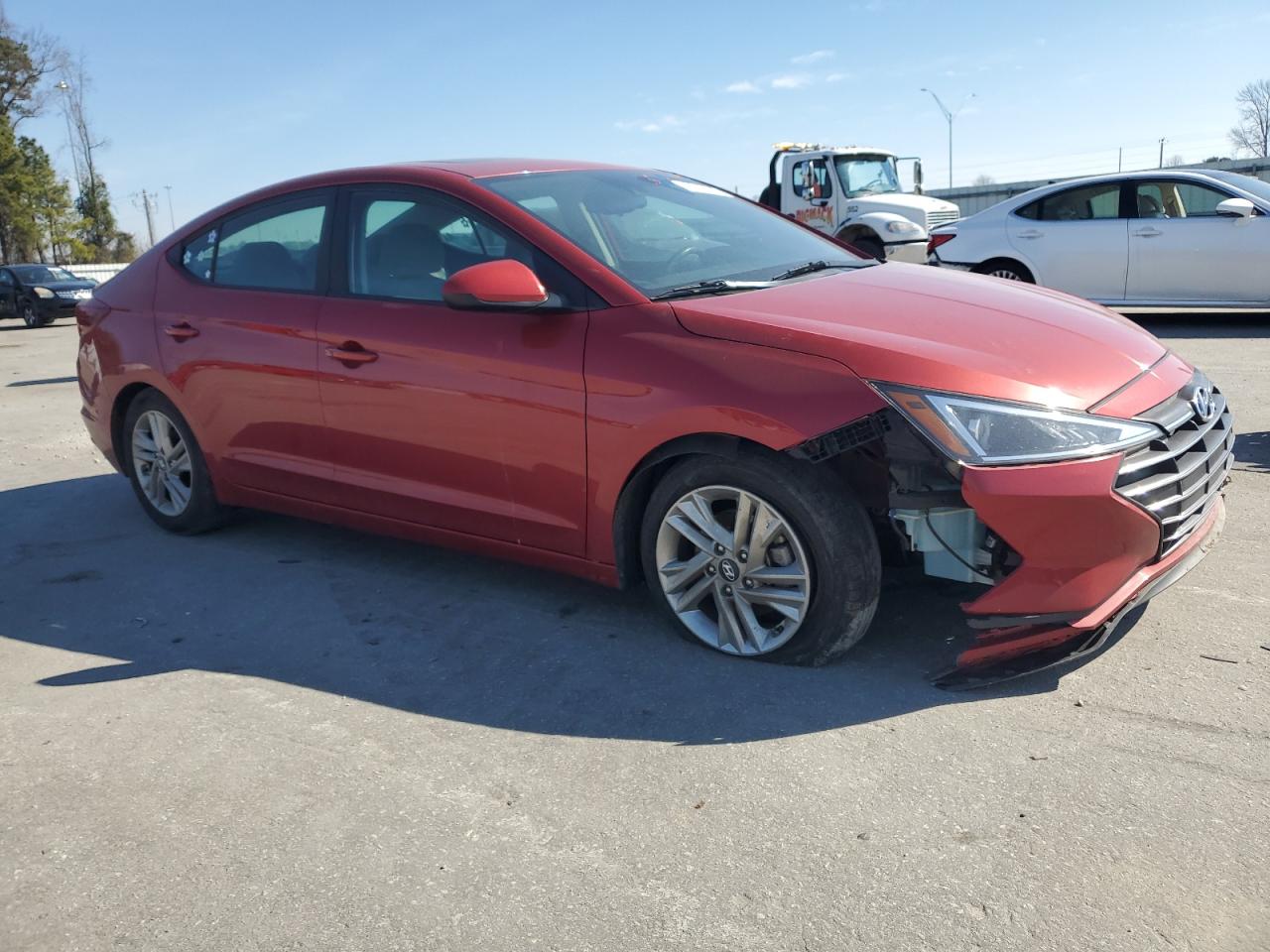 2019 Hyundai Elantra - Image 4