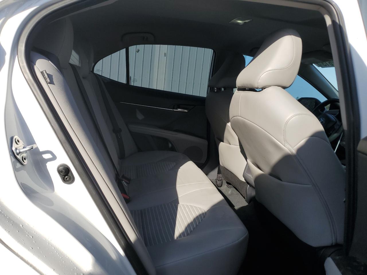 2023 Toyota Camry - Image 10
