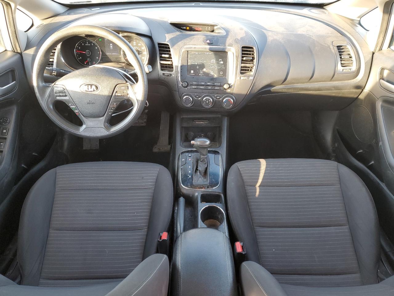 2018 Kia Forte - Image 8