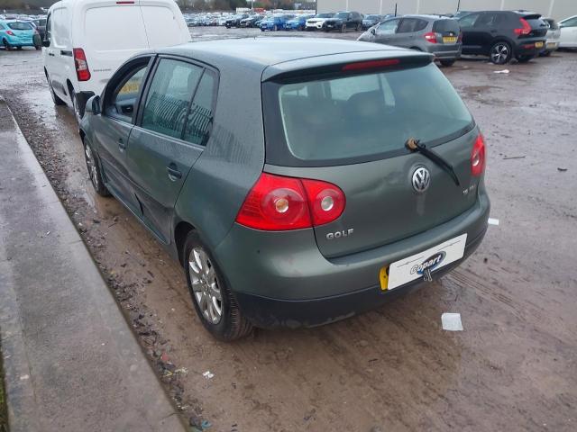 2005 VOLKSWAGEN GOLF SE AU