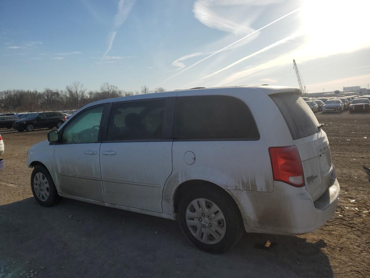 2015 Dodge Caravan - Image 2