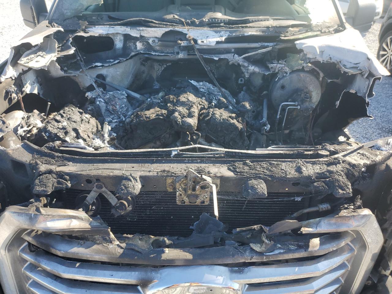 2016 Ford F-150 - Image 11