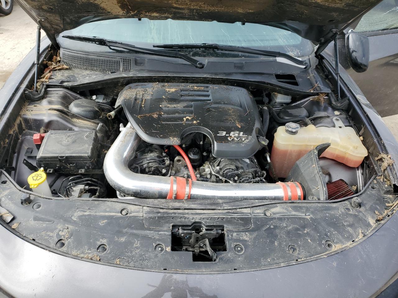 2020 Dodge Charger - Image 11