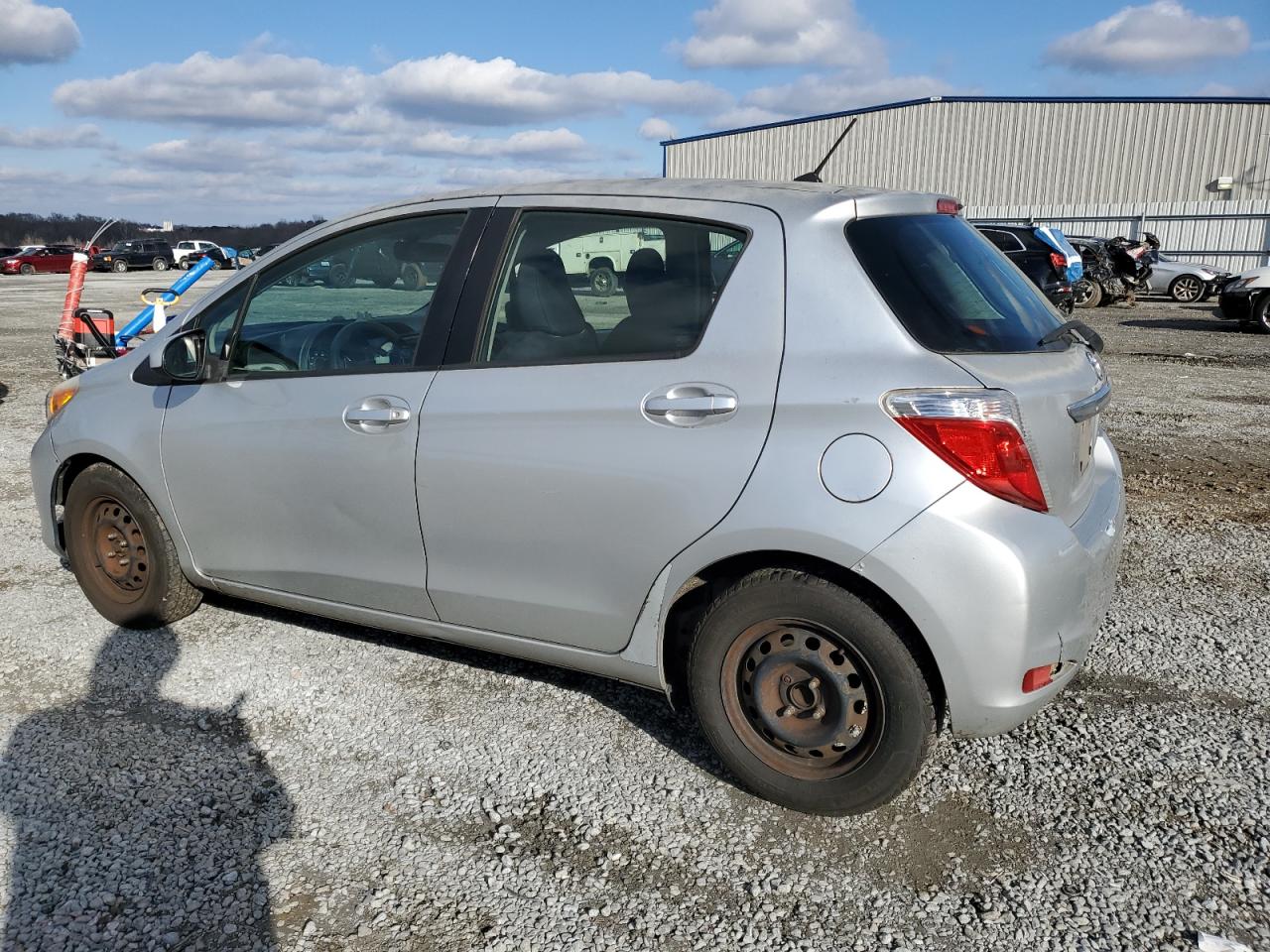 2012 Toyota Yaris - Image 2
