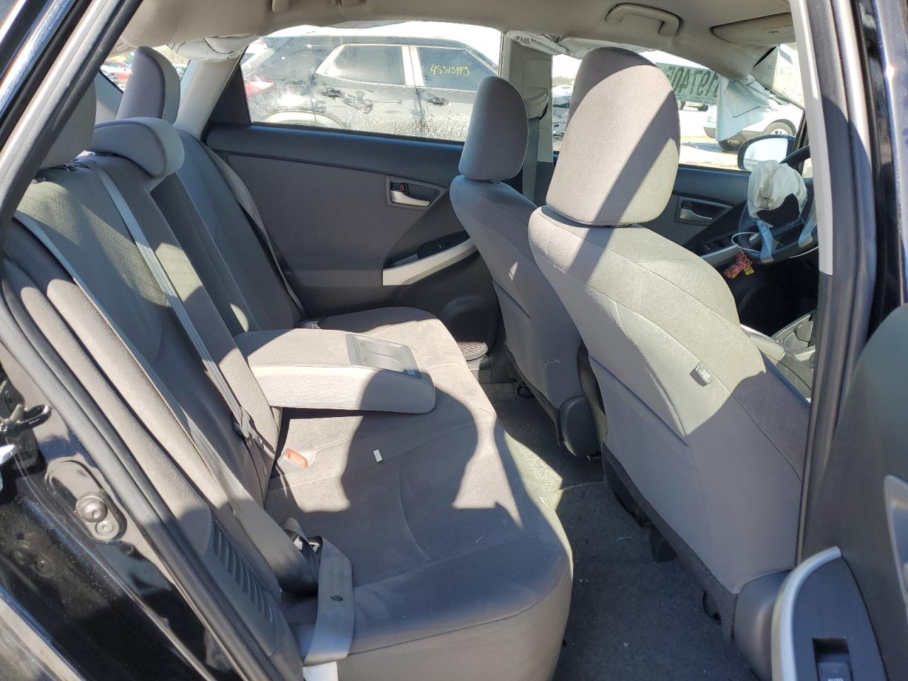 2014 Toyota Prius - Image 10