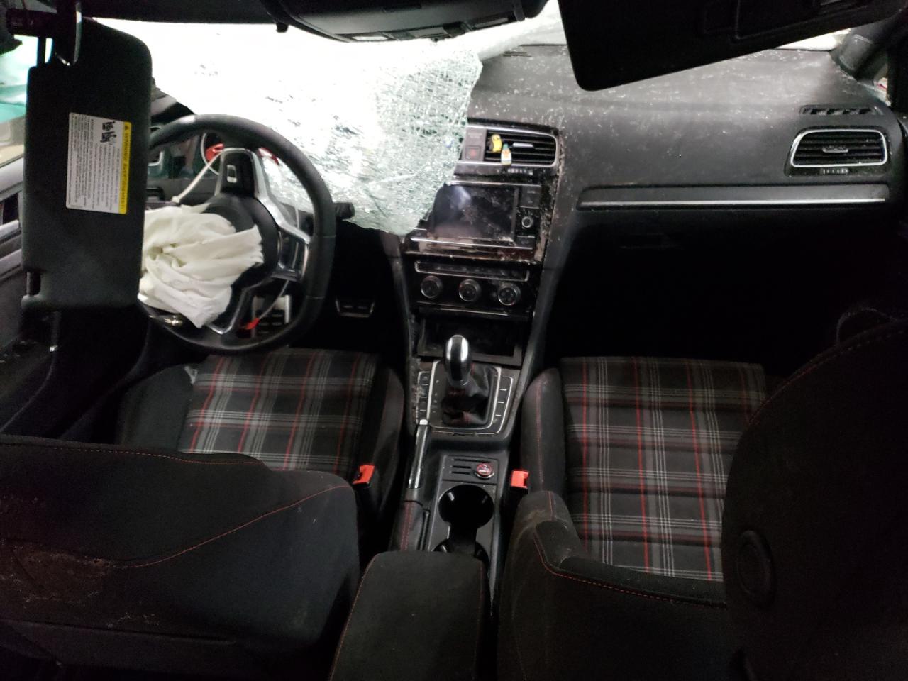 2019 Volkswagen GTI - Image 8