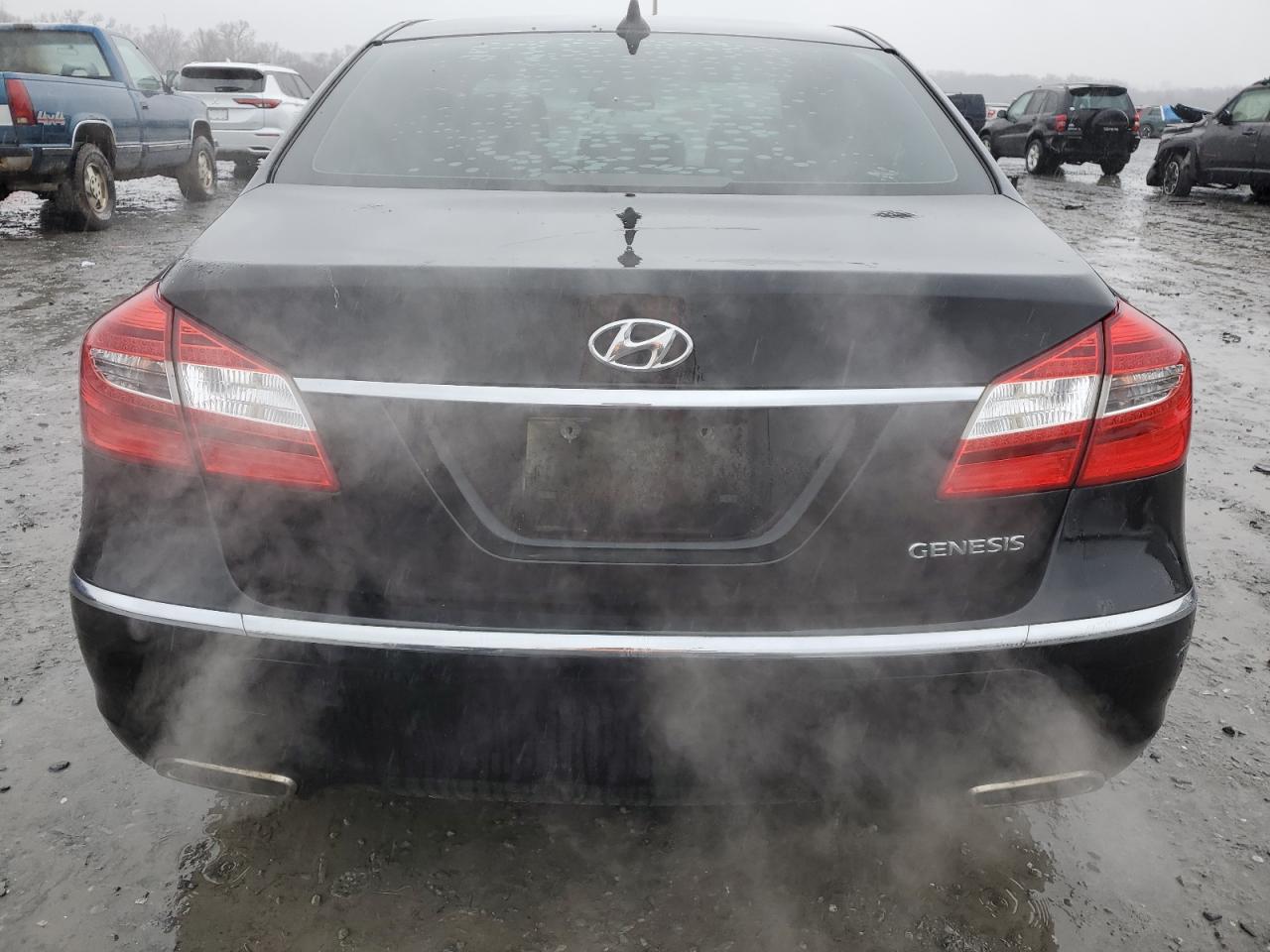 2012 Hyundai Genesis - Image 6