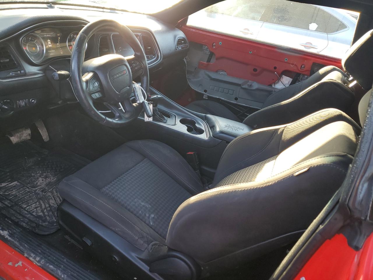 2015 Dodge Challenger - Image 8