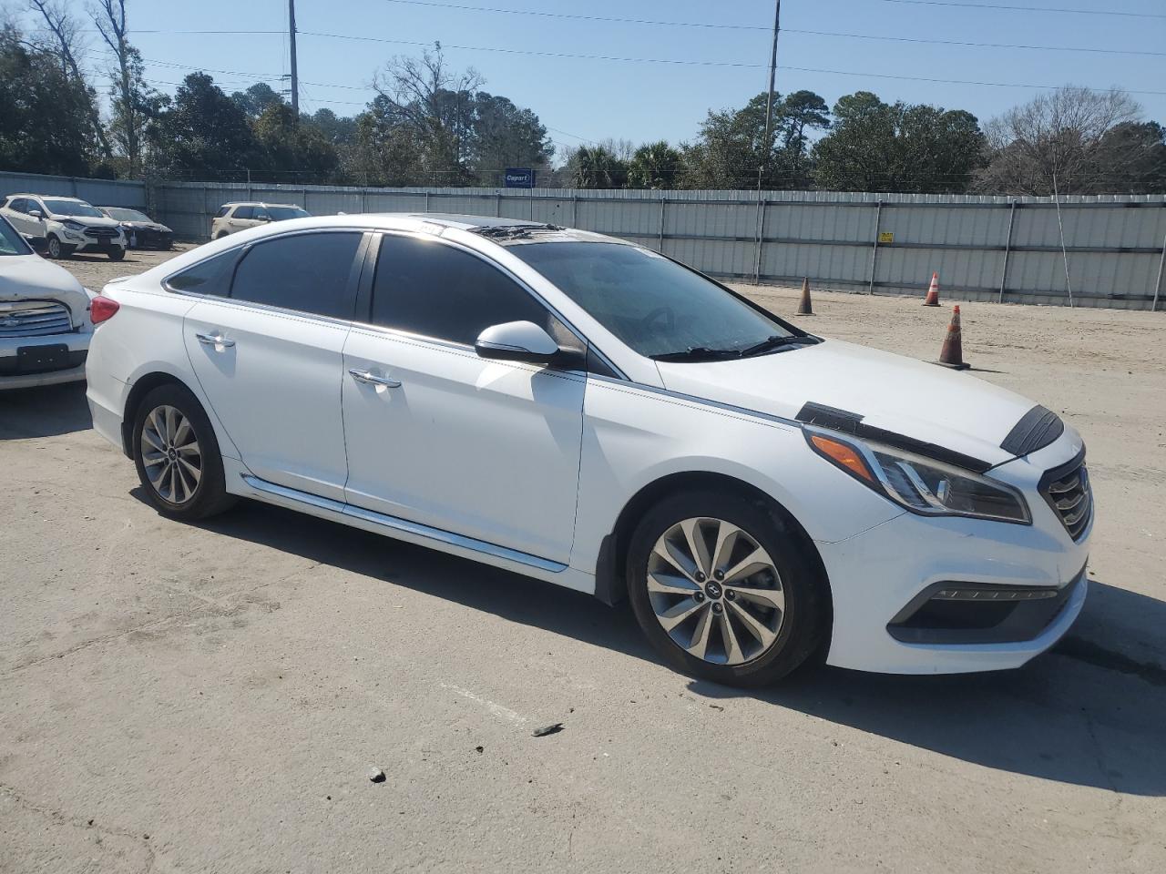 2017 Hyundai Sonata - Image 4