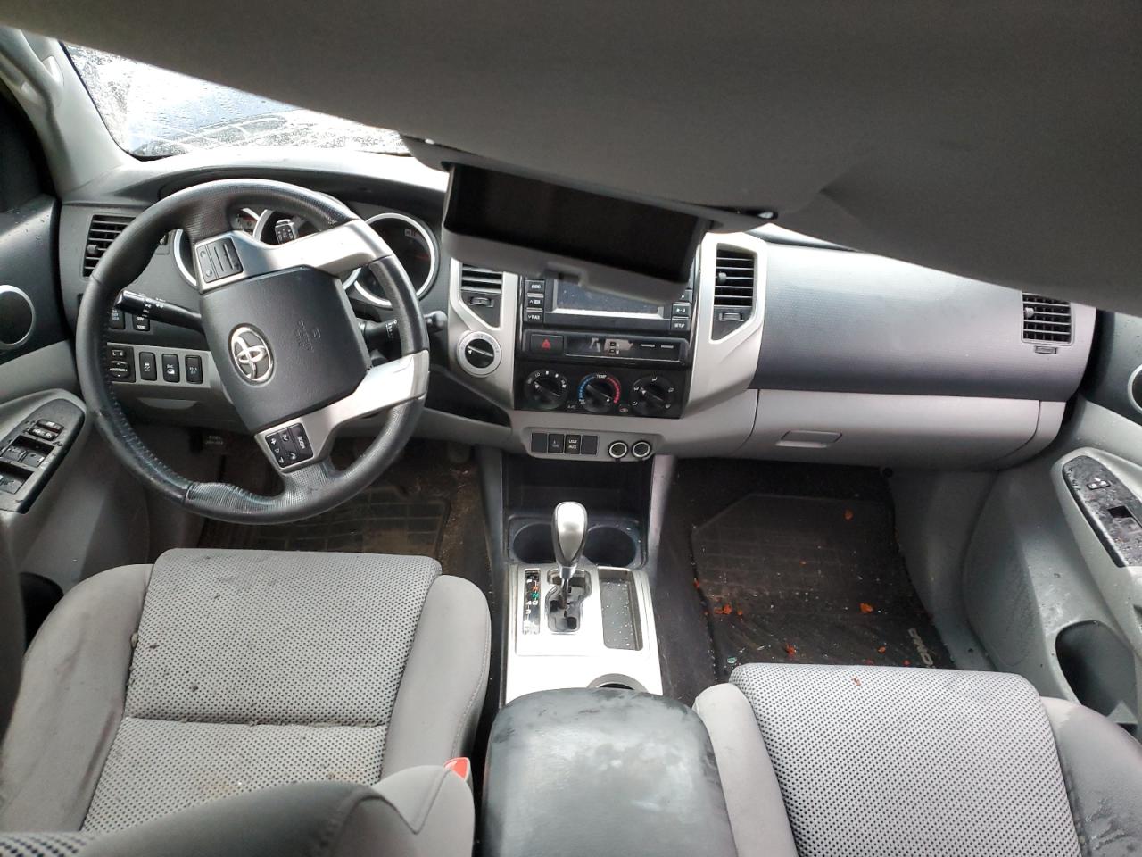 2013 Toyota Tacoma - Image 8