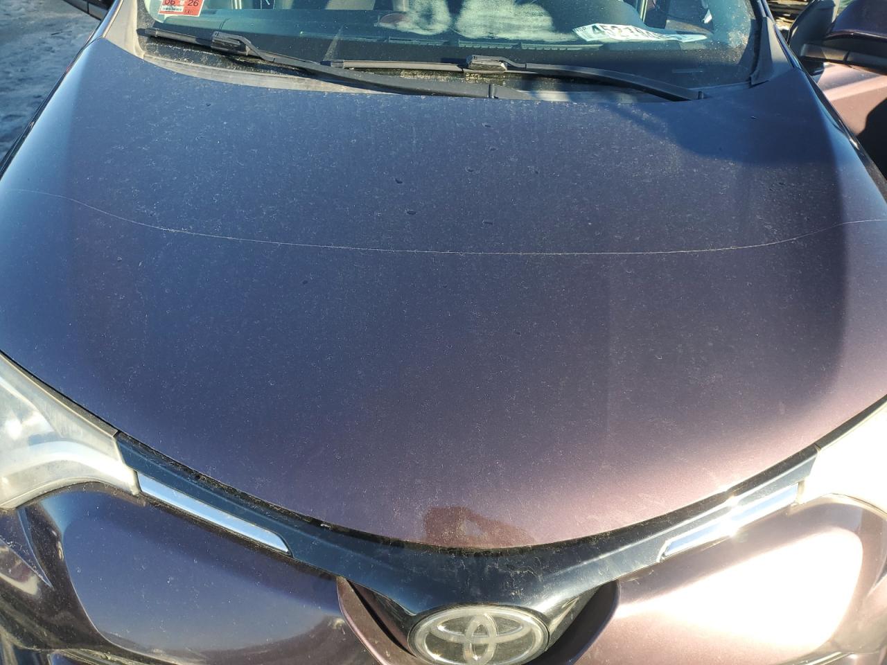 2017 Toyota RAV 4 - Image 12