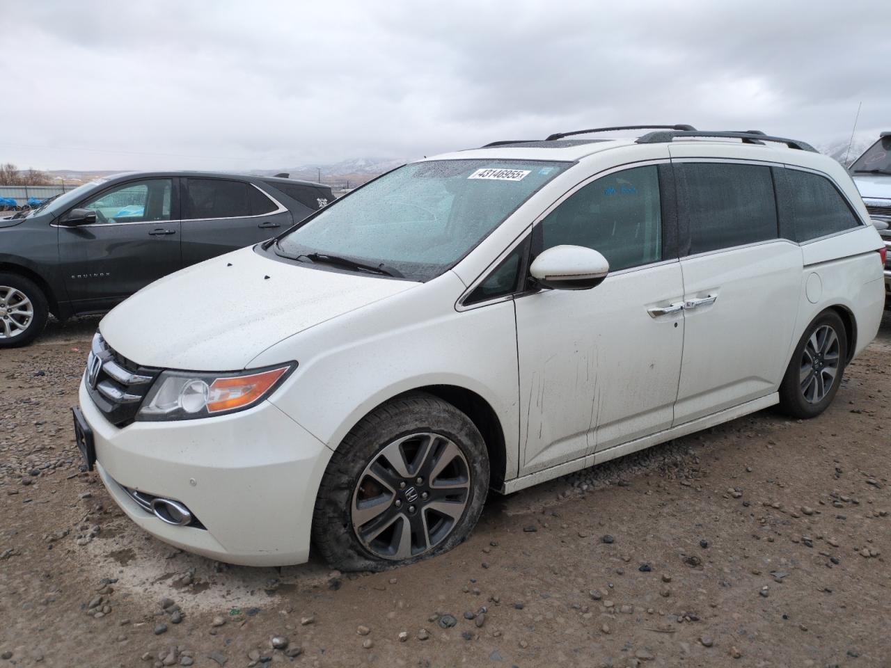 2015 Honda Odyssey - Image 1